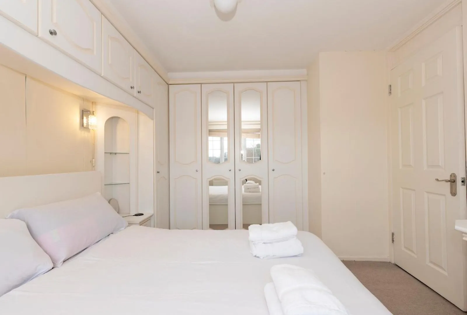 Pass The Keys Spacious 3-Bed Home Woolwich O2 Crossrail London